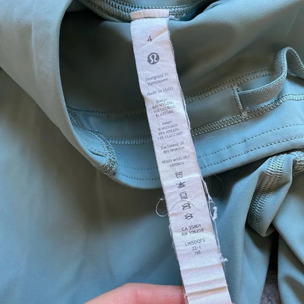 Lululemon Base Pace High Rise 28” Legging - Picture 6 of 8